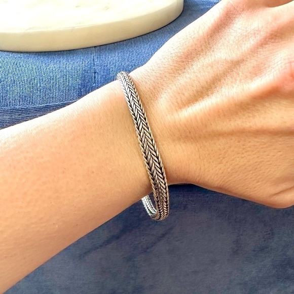 Sarda Artisan Collection of Bali Naga Braid Chain Sterling Silver Bracelet - Picture 13 of 14